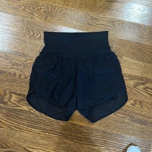 lululemon mesh shorts 3.5”